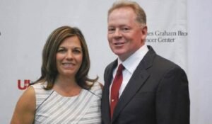Becky Petrino
